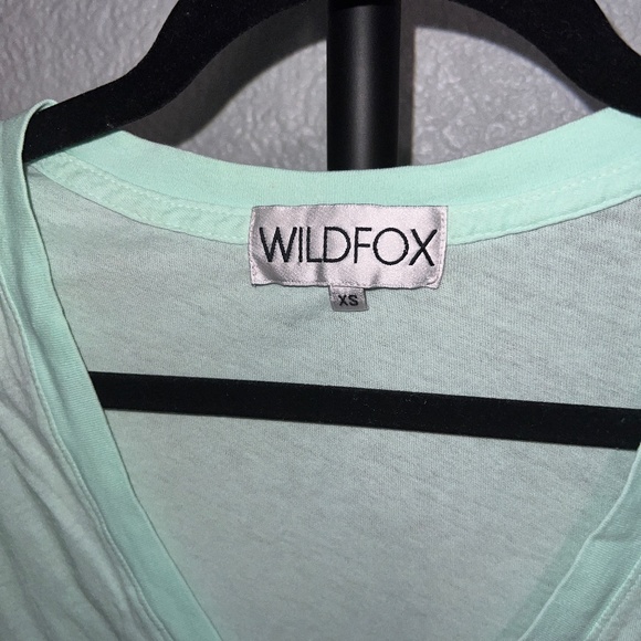 NWOT Wildfox "Like, Totally for Sure" V Neck Tee - Picture 4 of 8